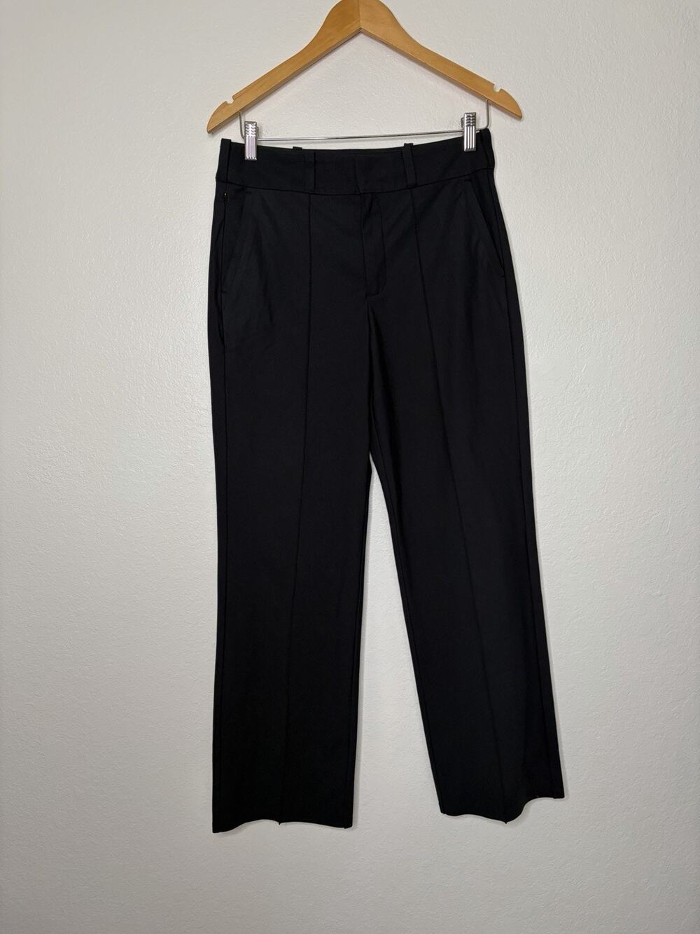 Rhone Women's Birdie Cropped Trouser in Black Size 6 Fall 2024 Golf Lifestyle